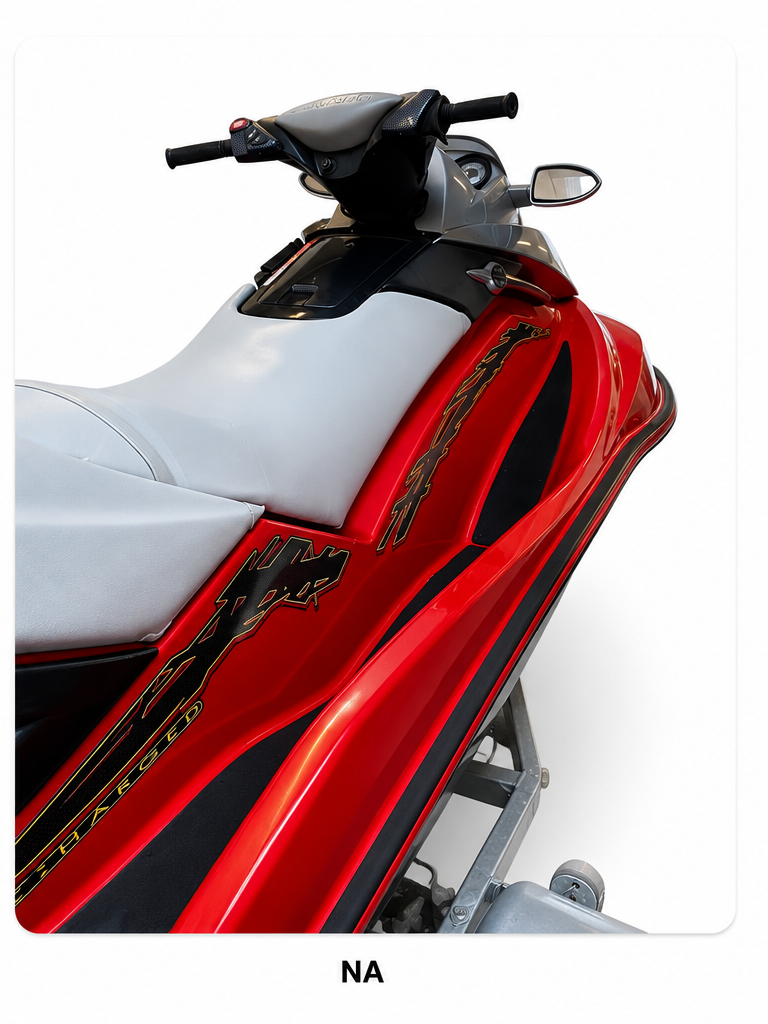 Jetski, volledige dieptereiniging + polish & protect